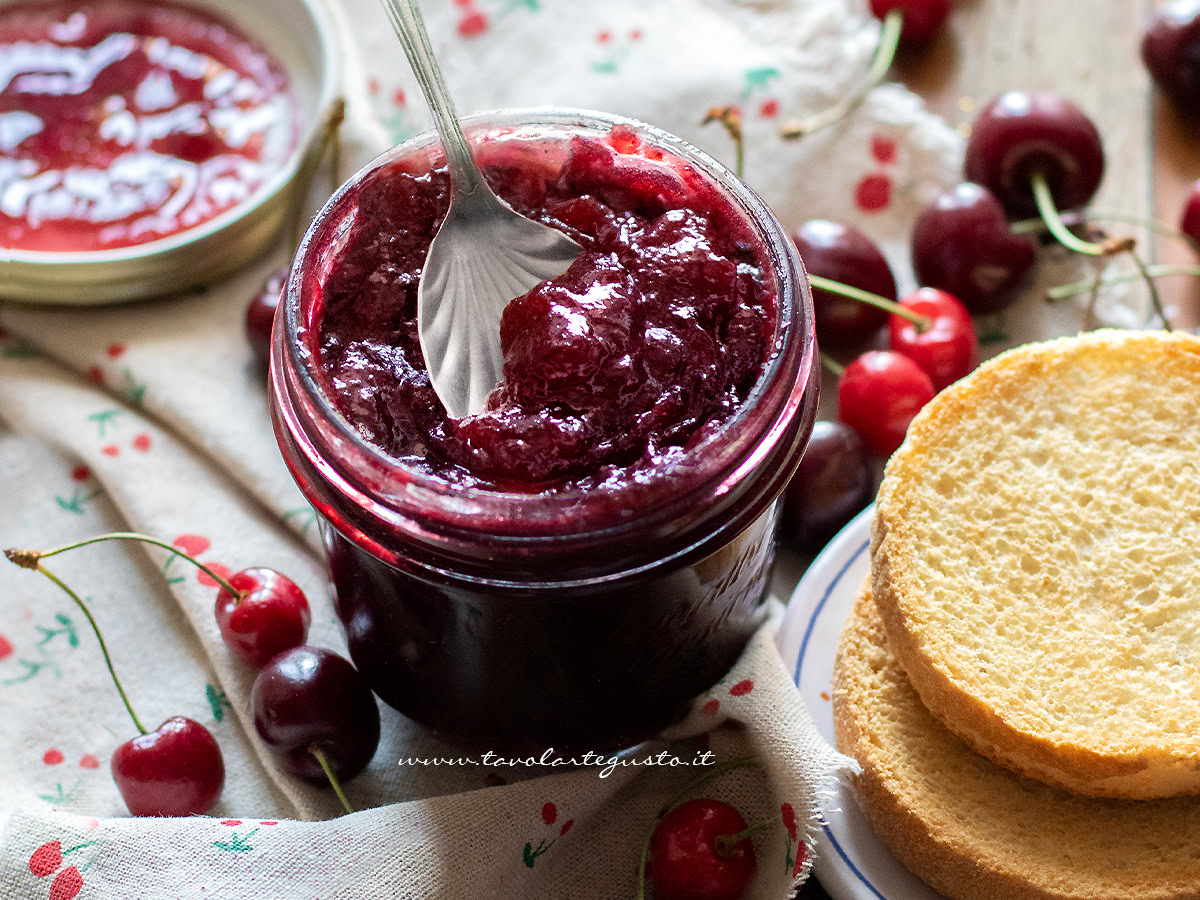 Marmellata di ciliegie - Ricetta Marmellata di ciliegie