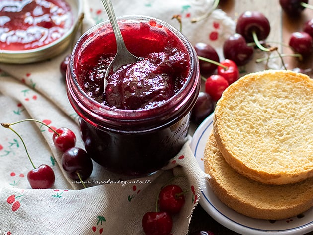 Marmellata di ciliegie - Ricetta Marmellata di ciliegie