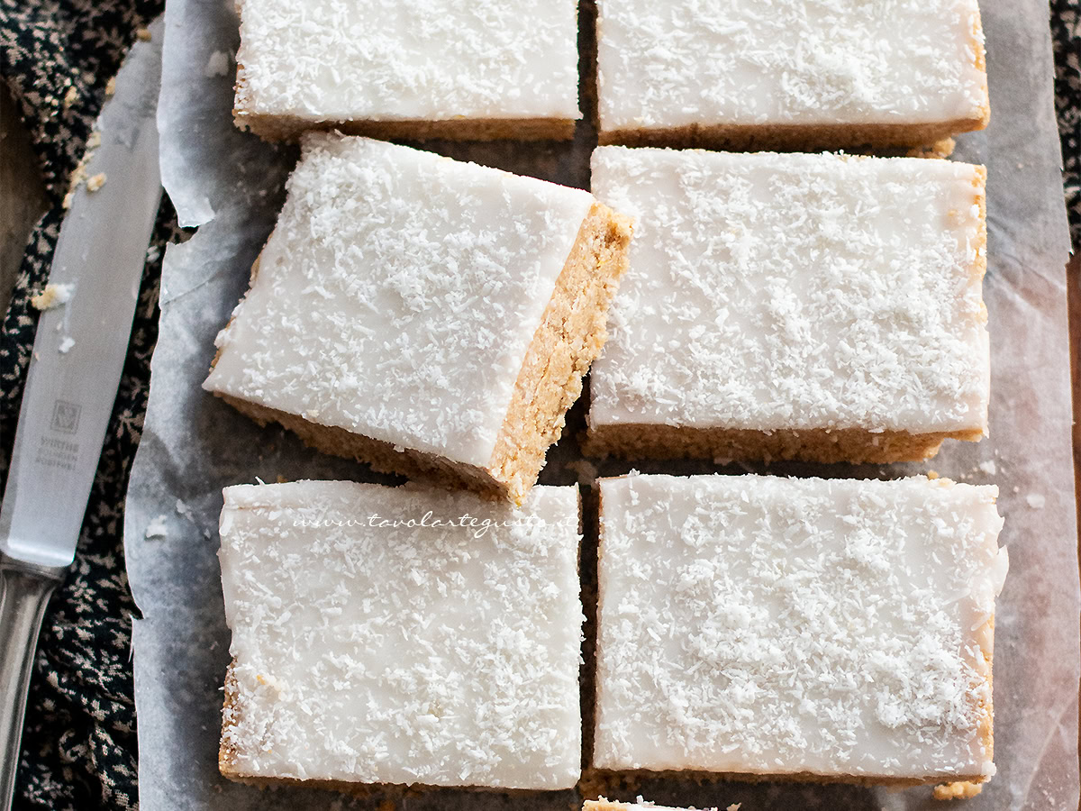 quadrotti al limone e cocco