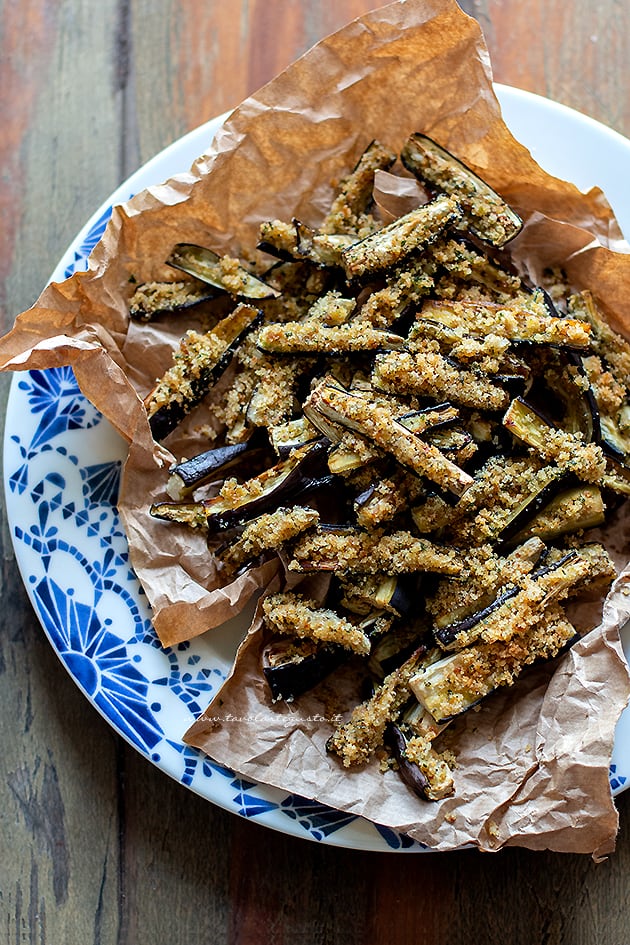 Bastoncini di melanzane al forno - Ricetta Bastoncini di melanzane- - Ricetta di Tavolartegusto