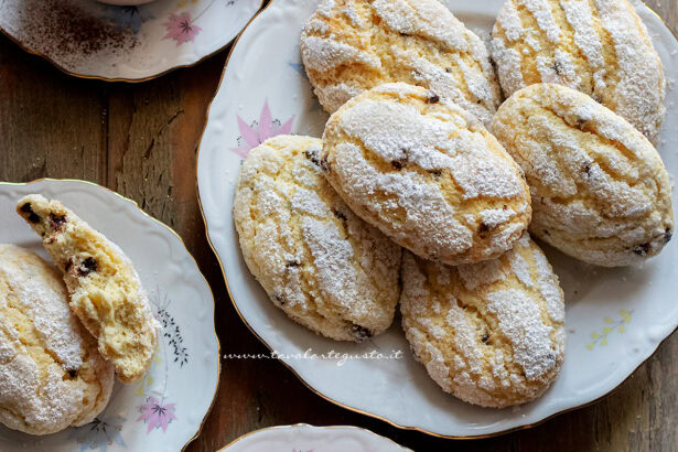 Biscotti allo yogurt - Ricetta Biscotti allo yogurt