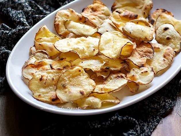 Patate grigliate, croccanti e golosissime senza olio!! (Ricetta facilissima)