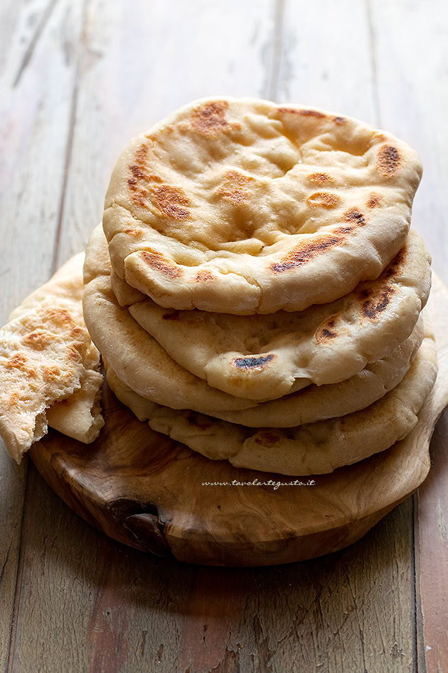 Pita (Pane Pita) - Ricetta Pita greca-