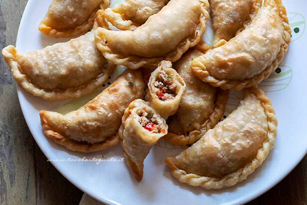 Empanadas - Ricetta Empanadas - Ricetta di Tavolartegusto