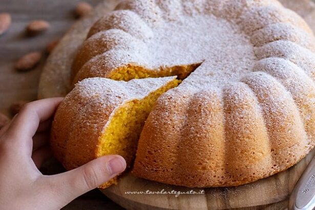 Torta di mandorle - Ricetta Torta di mandorle - Ricetta di Tavolartegusto