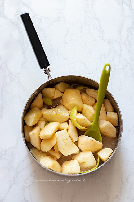 marinare le mele con lo zucchero - Ricetta Marmellata di mele