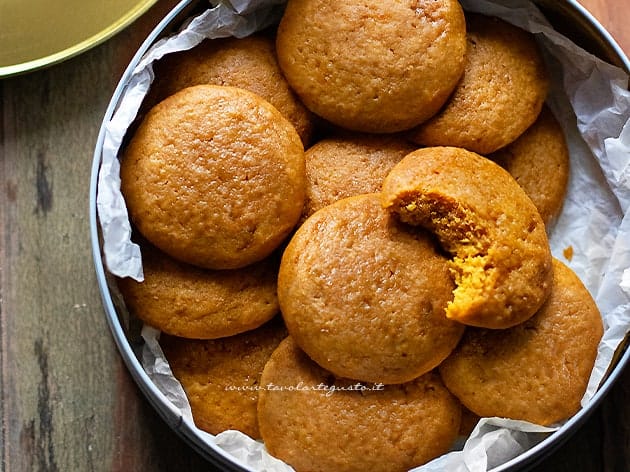 Biscotti alla zucca morbidi