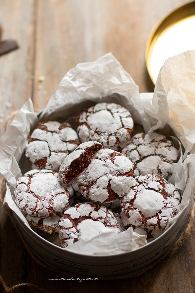 Chocolate Crinkles cookies-