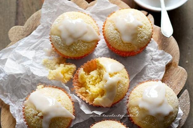 muffin al limone - Ricetta di Tavolartegusto