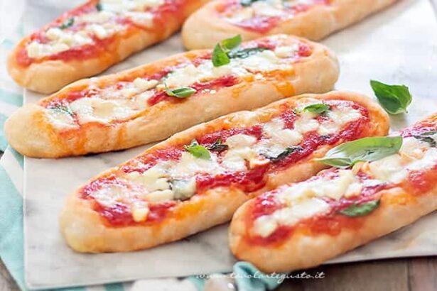 Lingue di pizza - Ricetta di Tavolartegusto