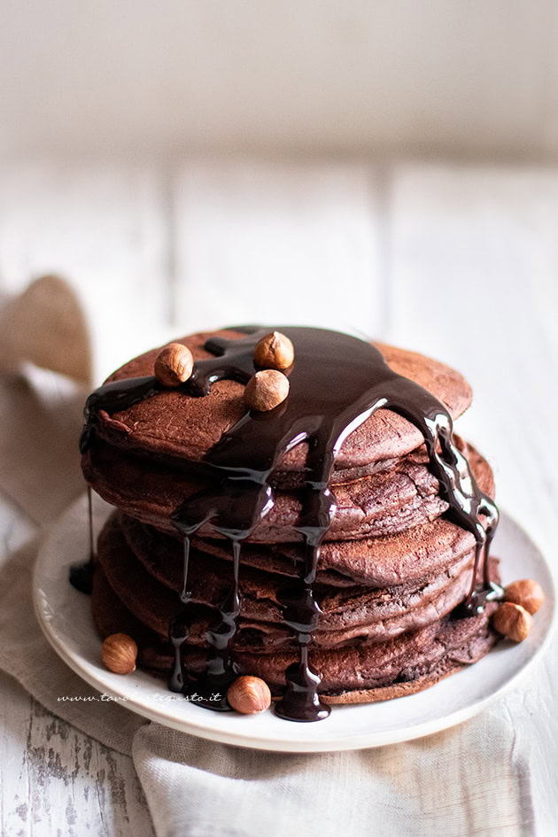 Pancake al cioccolato- - Ricetta di Tavolartegusto