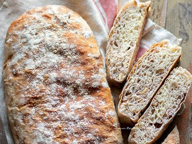 Pane alle noci - Ricetta di Tavolartegusto