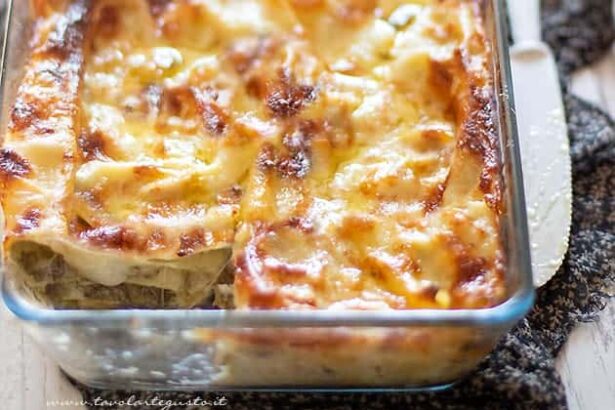 Lasagne ai carciofi - Ricetta di Tavolartegusto