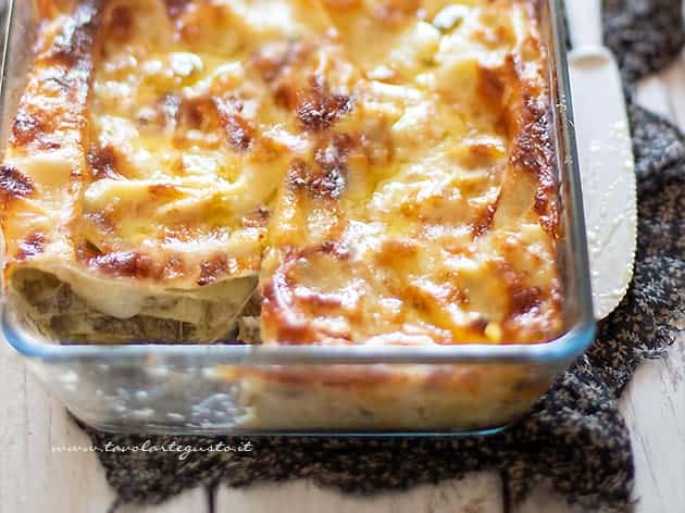 Lasagne ai carciofi - Ricetta di Tavolartegusto