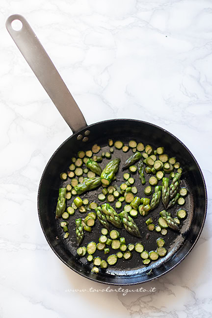 come fare la carbonara di asparagi