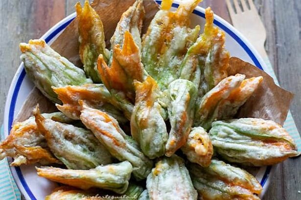 Fiori di zucca fritti - Ricetta di Tavolartegusto