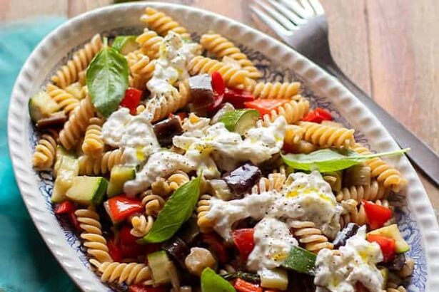 Pasta integrale con verdure - Ricetta di Tavolartegusto