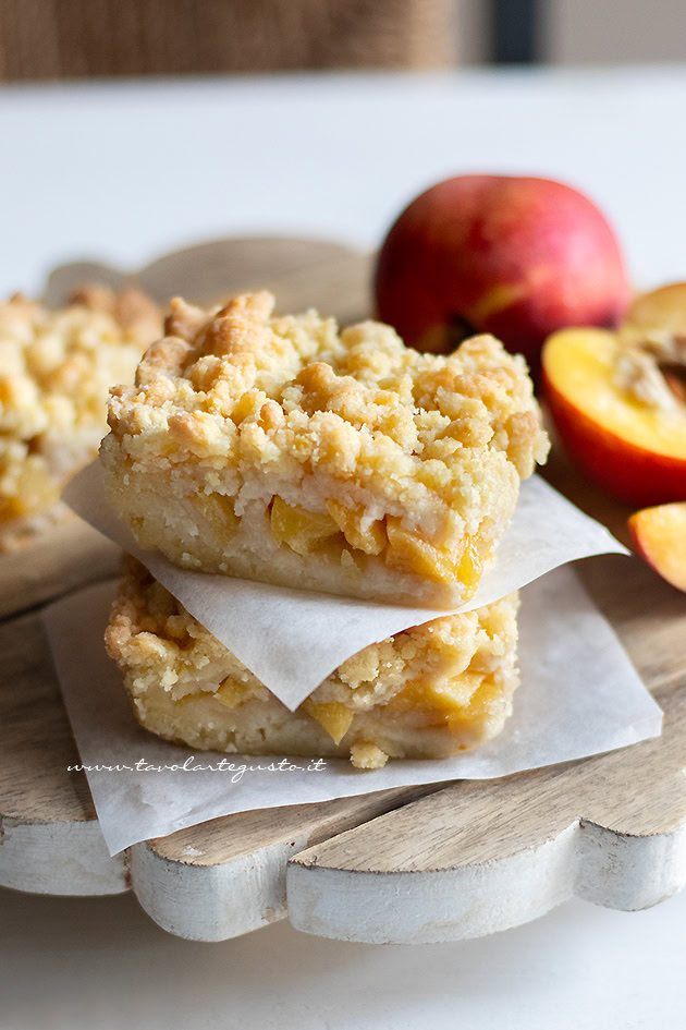 sbriciolata di pesche ricetta