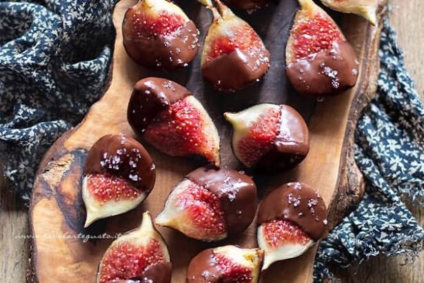 Fichi al cioccolato - Ricetta di Tavolartegusto