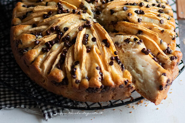 Torta di mele e cioccolato - Ricetta di Tavolartegusto