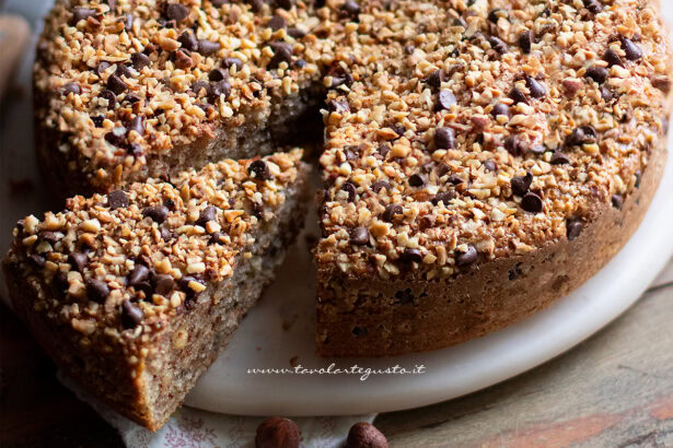 Torta di nocciole