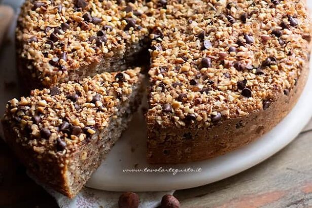 Torta di nocciole - Ricetta di Tavolartegusto