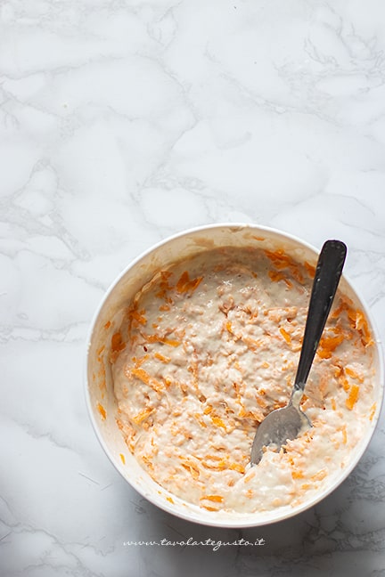 frittelle di zucca salate pronte da friggere