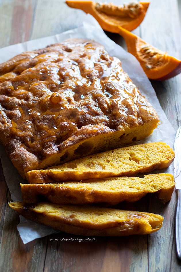 Focaccia dolce di zucca