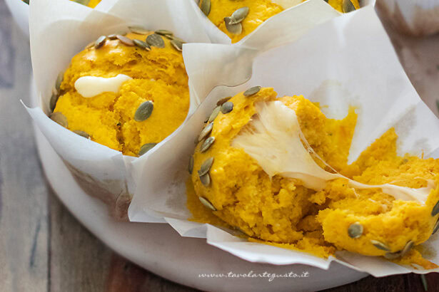 Muffin alla zucca - Ricetta di Tavolartegusto