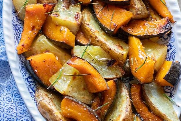 Zucca e patate al forno - Ricetta di Tavolartegusto