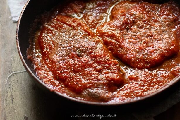 Carne alla pizzaiola - Ricetta di Tavolartegusto