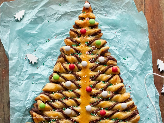 Albero di Natale con Nutella e pasta sfoglia