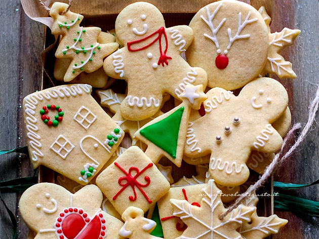 Biscotti di Natale ricetta - Ricetta di Tavolartegusto