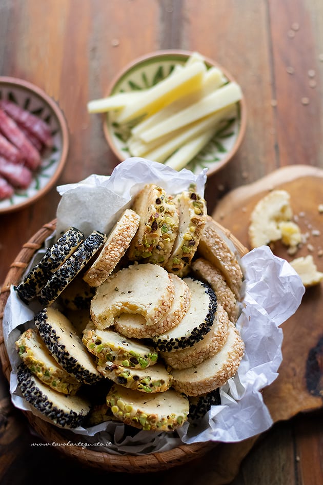 Biscotti salati - Ricetta di Tavolartegusto