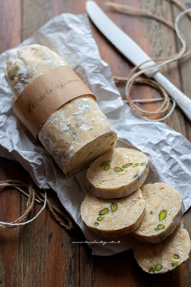 Salame di cioccolato bianco - Ricetta di Tavolartegusto