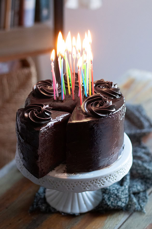 Torta di compleanno ricetta passo passo