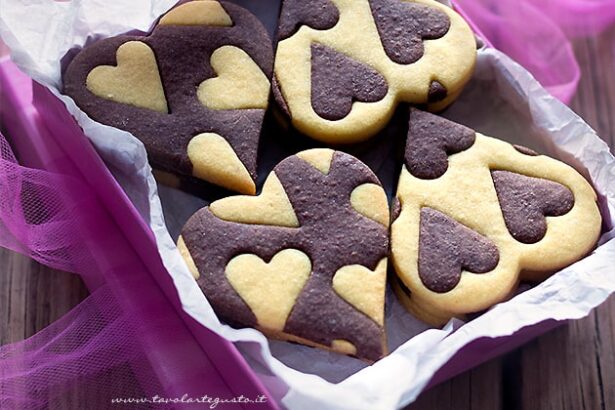 Biscotti bianchi e neri - Ricetta di Tavolartegusto