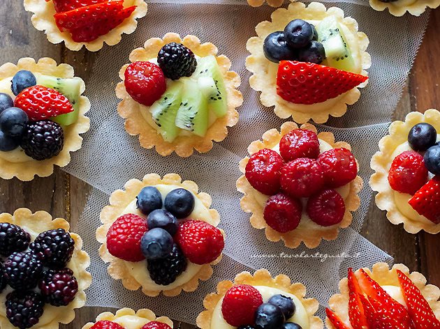 Cestini di frutta - Crostatine alla frutta - Tartellette