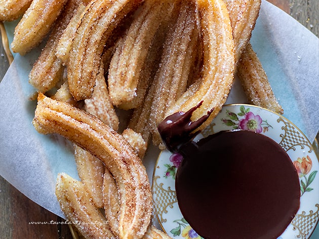 Churros - Ricetta di Tavolartegusto