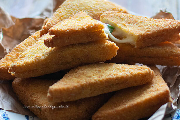 Mozzarella in carrozza