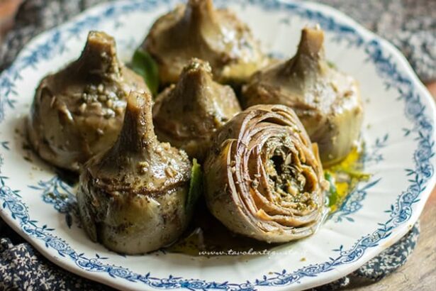 Carciofi alla romana - Ricetta di Tavolartegusto