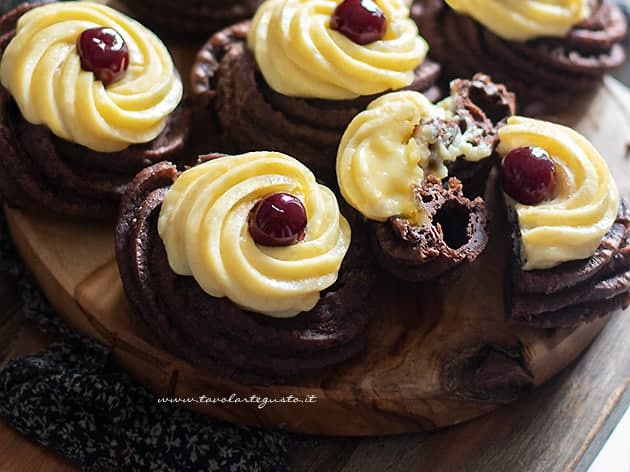 Zeppole di san giuseppe al cacao - Ricetta di Tavolartegusto