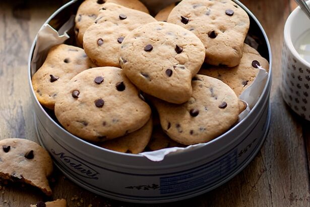 Biscotti con gocce di cioccolato