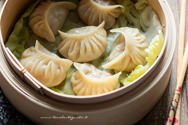 Ravioli al vapore cinesi - Ricetta di Tavolartegusto