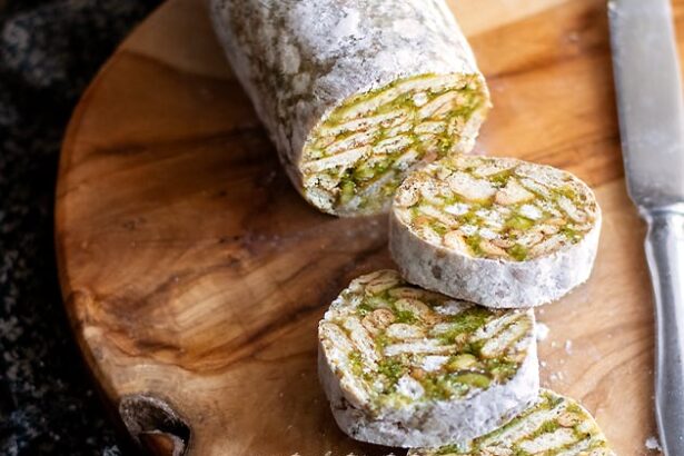 Salame al pistacchio dolce - Ricetta di Tavolartegusto