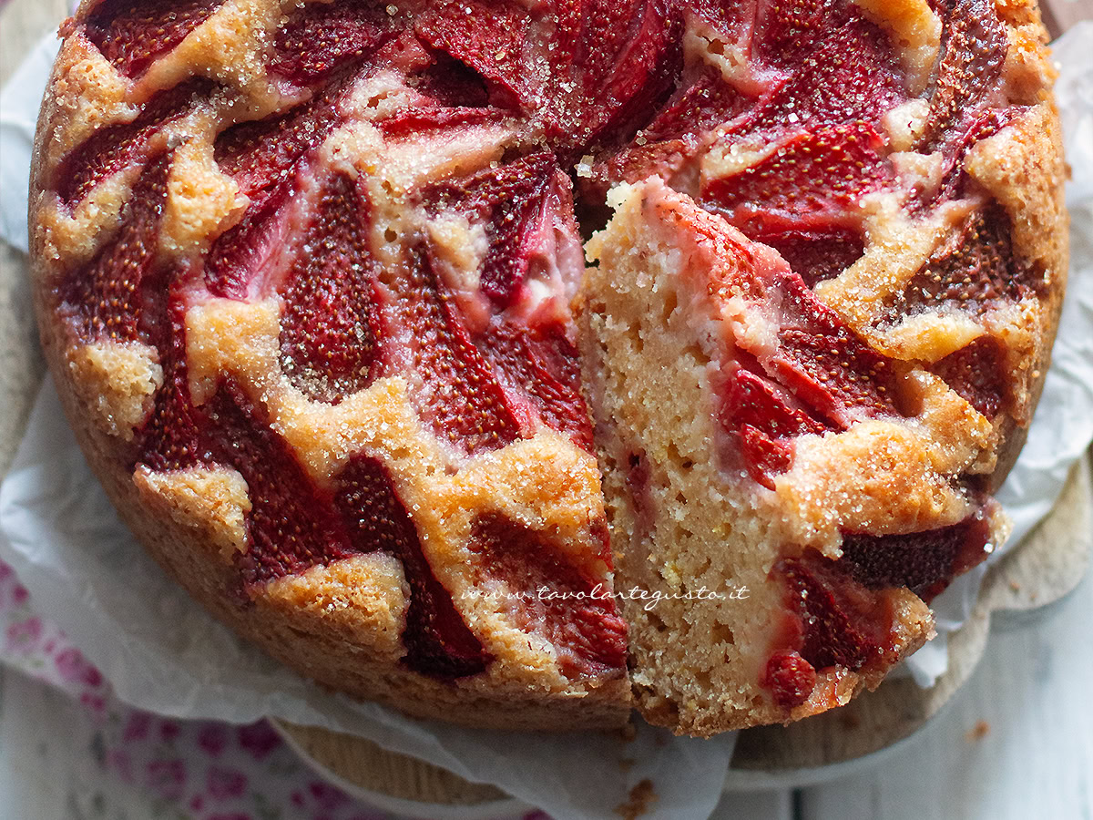 Torta di fragole vegan