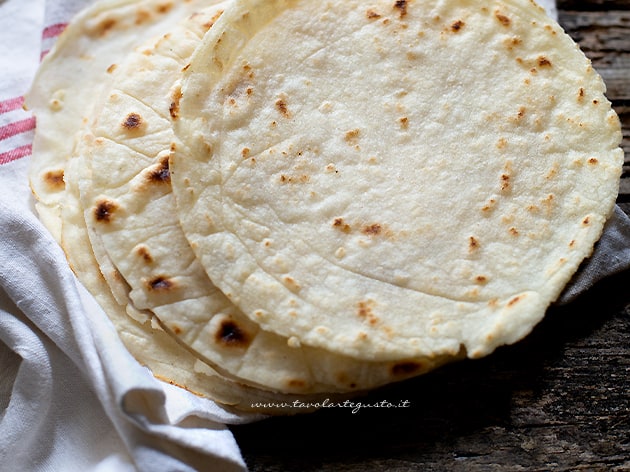 Tortillas - Ricetta di Tavolartegusto