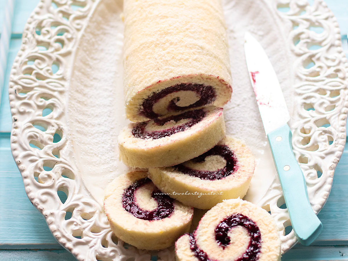 rotolo alla marmellata - Ricetta di Tavolartegusto