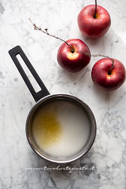 come fare le mele caramellate - Ricetta di Tavolartegusto
