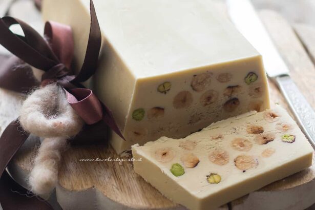 torrone al cioccolato bianco ricetta - Ricetta di Tavolartegusto